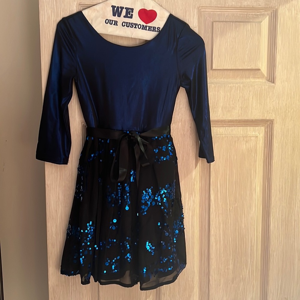 Girls dress size 10